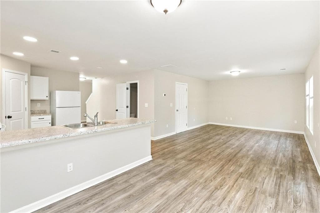 4 bedroom, 3 bathroom, 1,761 sq ft single family residence for sale at 769 Dove Tree Lane, Social Circle, GA 30025 — photo 4