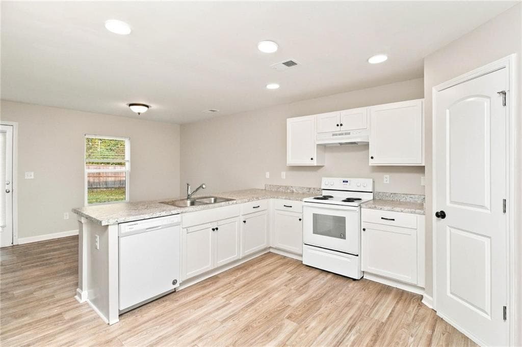 4 bedroom, 3 bathroom, 1,761 sq ft single family residence for sale at 769 Dove Tree Lane, Social Circle, GA 30025 — photo 6