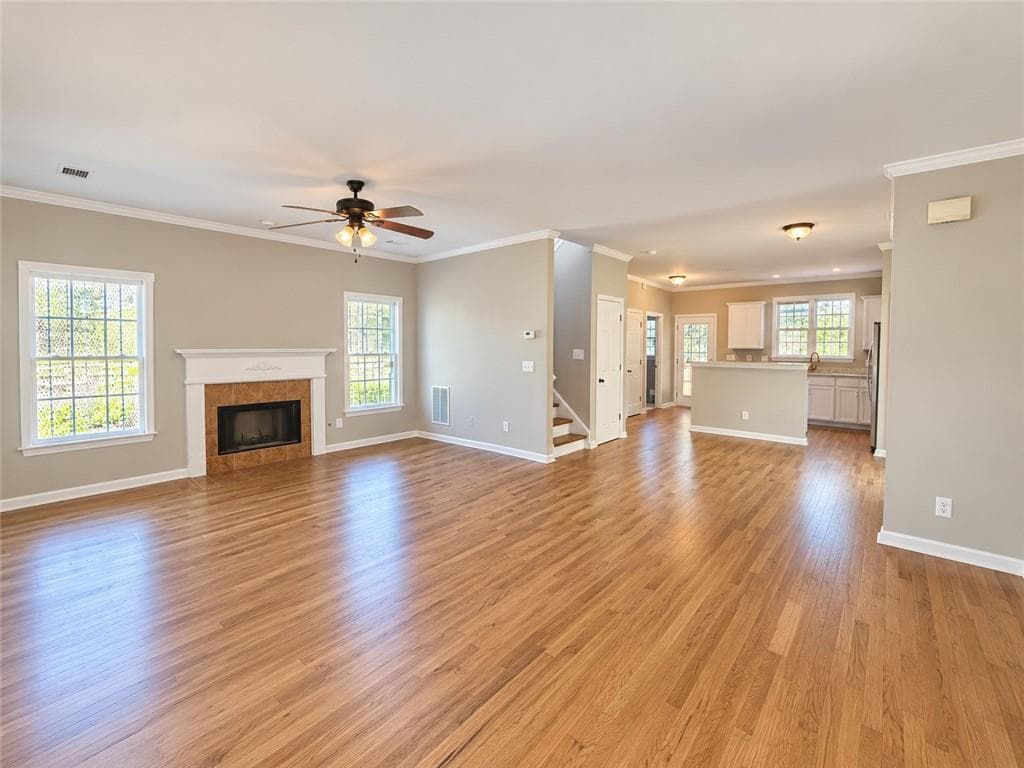 3 bedroom, 3 bathroom, 1,594 sq ft single family residence for sale at 762 Humphries Street, Atlanta, GA 30310 — photo 4