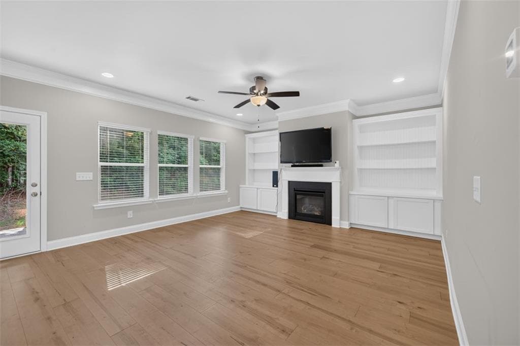 4 bedroom, 3 bathroom, 3,114 sq ft single family residence for rent at 5270 Woodline View Circle, Auburn, GA 30011 for $2,900 a month — photo 6
