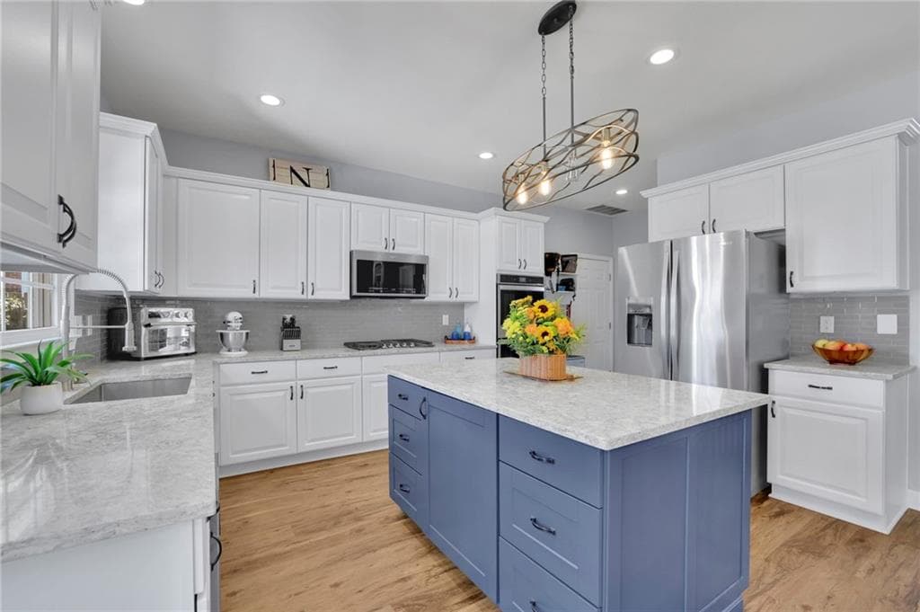 4 bedroom, 3 bathroom, 3,173 sq ft single family residence for sale at 5061 Tottenham Court, Suwanee, GA 30024 — photo 8