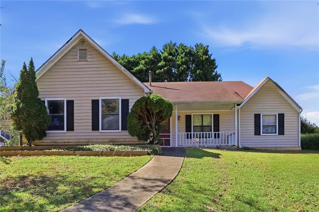 3 bedroom, 2 bathroom, 1,664 sq ft single family residence for sale at 1246 Peninsula Trace, Lawrenceville, GA 30044