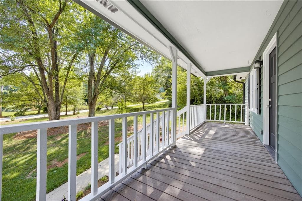 4 bedroom, 3 bathroom, 2,400 sq ft single family residence for sale at 102 Tibbitts Drive, Dallas, GA 30157 — photo 5