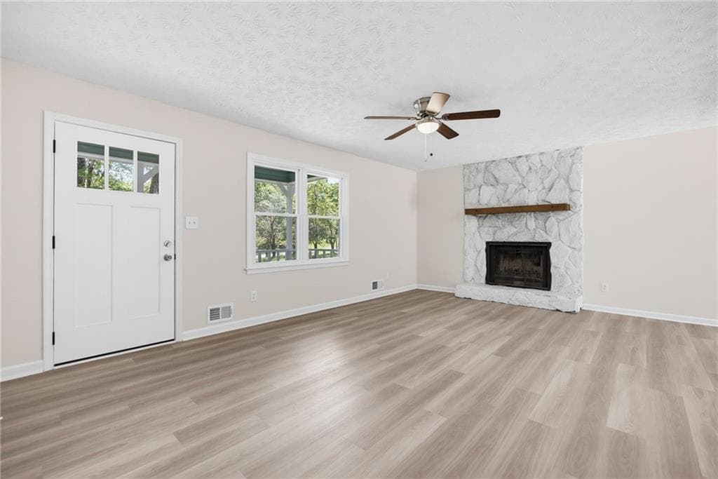 4 bedroom, 3 bathroom, 2,400 sq ft single family residence for sale at 102 Tibbitts Drive, Dallas, GA 30157 — photo 7