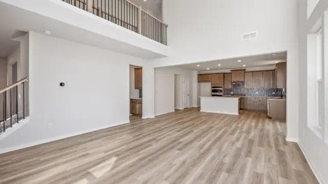 5 bedroom, 4 bathroom, 3,072 sq ft single family residence for sale at 3935 Silver Pine Trail, Cumming, GA 30028 — photo 8