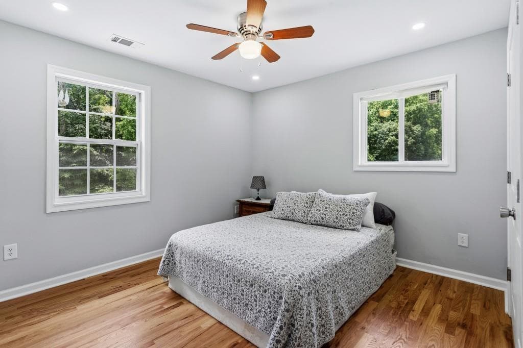 5 bedroom, 2 bathroom, 1,485 sq ft single family residence for sale at 371 Pine Valley Road, Mableton, GA 30126 — photo 4