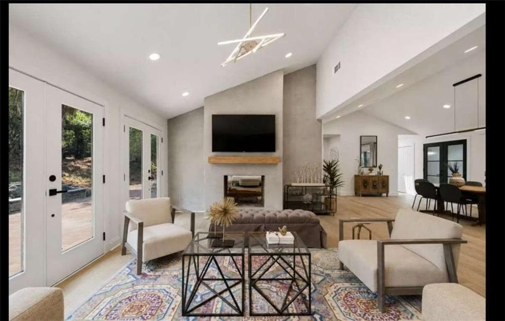 5 bedroom, 4 bathroom, 3,547 sq ft single family residence for rent at 1845 Branch Valley Drive, Roswell, GA 30076 for $7,700 a month — photo 2