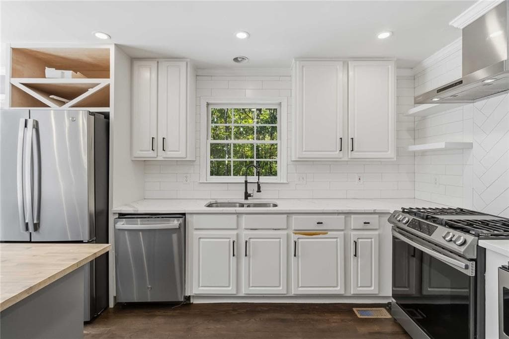 4 bedroom, 3 bathroom, 2,242 sq ft single family residence for sale at 3191 Souffle Court, Acworth, GA 30101 — photo 9
