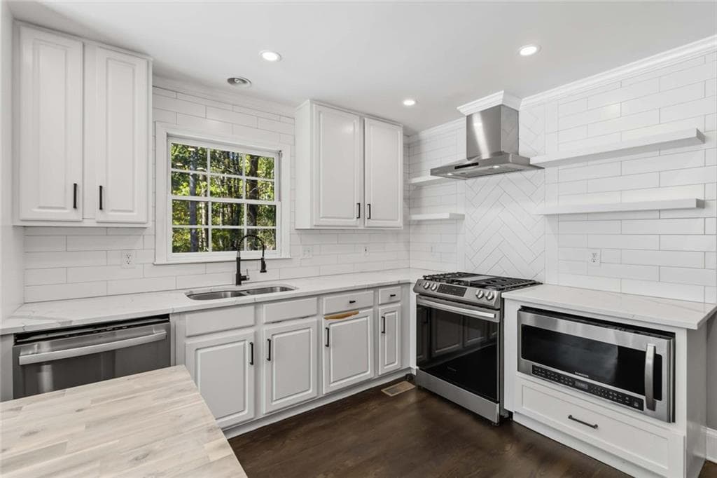 4 bedroom, 3 bathroom, 2,242 sq ft single family residence for sale at 3191 Souffle Court, Acworth, GA 30101 — photo 10