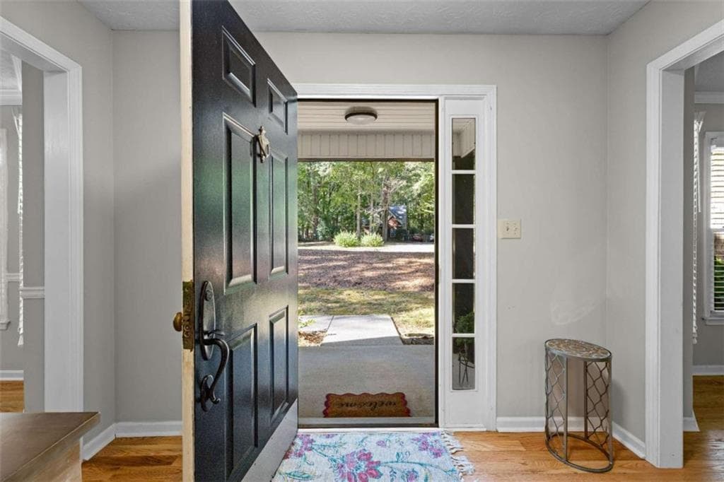 4 bedroom, 3 bathroom, 2,335 sq ft single family residence for sale at 801 Agate Edge, Peachtree City, GA 30269 — photo 4