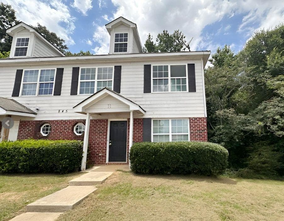 4 bedroom, 3 bathroom townhouse for rent at 845 Store House Court B, Monroe, GA 30655 for $1,450 a month