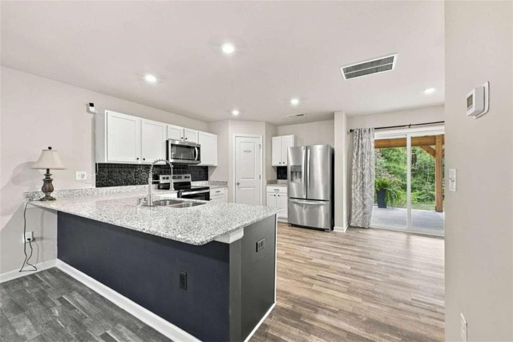 4 bedroom, 3 bathroom, 1,752 sq ft single family residence for sale at 36 Evening Sunset Road, Cedartown, GA 30125 — photo 4