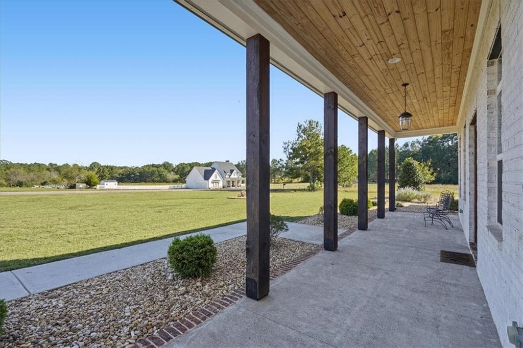 5 bedroom, 5 bathroom, 3,931 sq ft single family residence for sale at 29 Ravenfield Road, Taylorsville, GA 30178 — photo 8