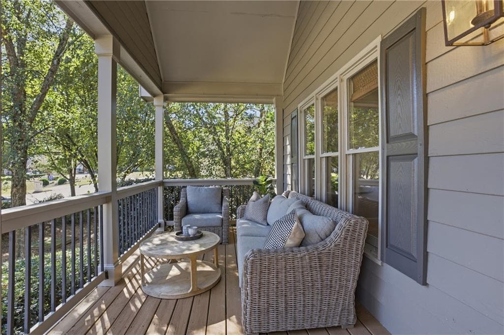 4 bedroom, 3 bathroom, 2,278 sq ft single family residence for sale at 1001 Secret Trail, Sugar Hill, GA 30518 — photo 3