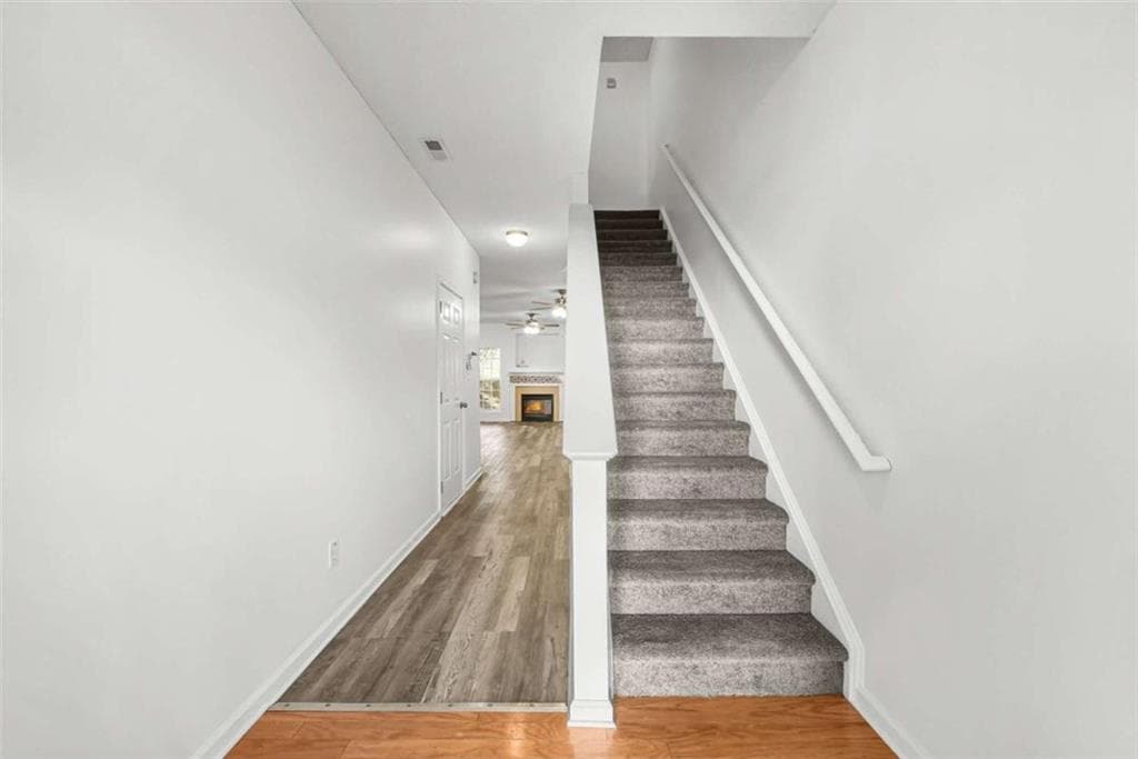 3 bedroom, 3 bathroom, 1,538 sq ft townhouse for sale at 11487 S Glen St, Hampton, GA 30228 — photo 5