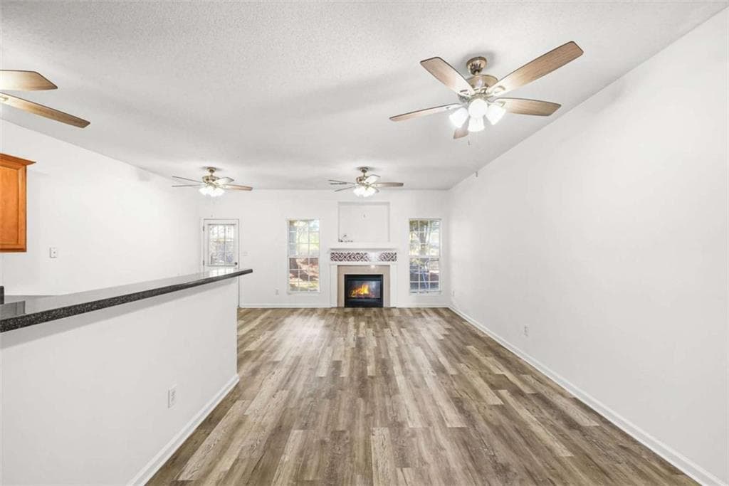3 bedroom, 3 bathroom, 1,538 sq ft townhouse for sale at 11487 S Glen St, Hampton, GA 30228 — photo 7