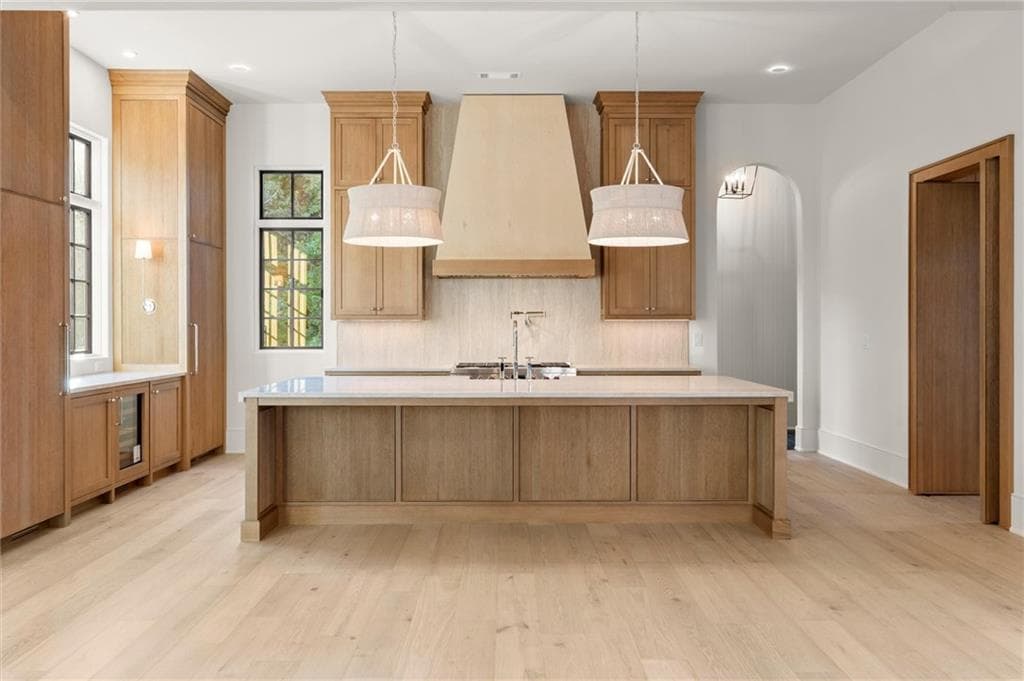 5 bedroom, 7 bathroom, 8,479 sq ft single family residence for sale at 295 Karen Drive, Alpharetta, GA 30009 — photo 3