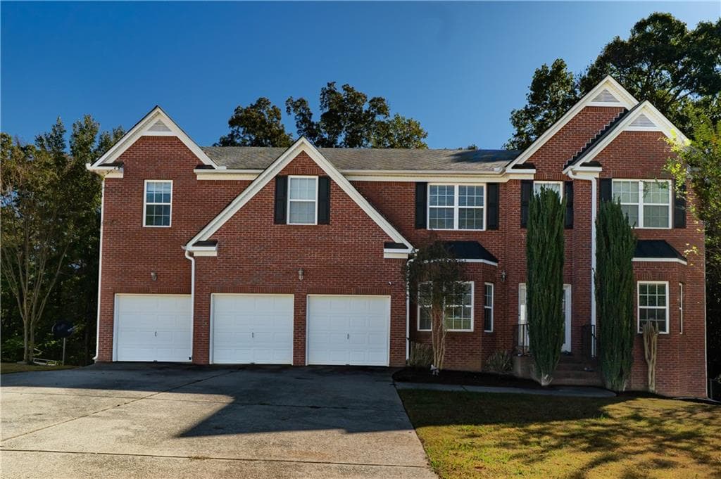 6 bedroom, 5 bathroom, 4,006 sq ft single family residence for sale at 4529 Bellemeade Drive, Douglasville, GA 30135 — photo 2
