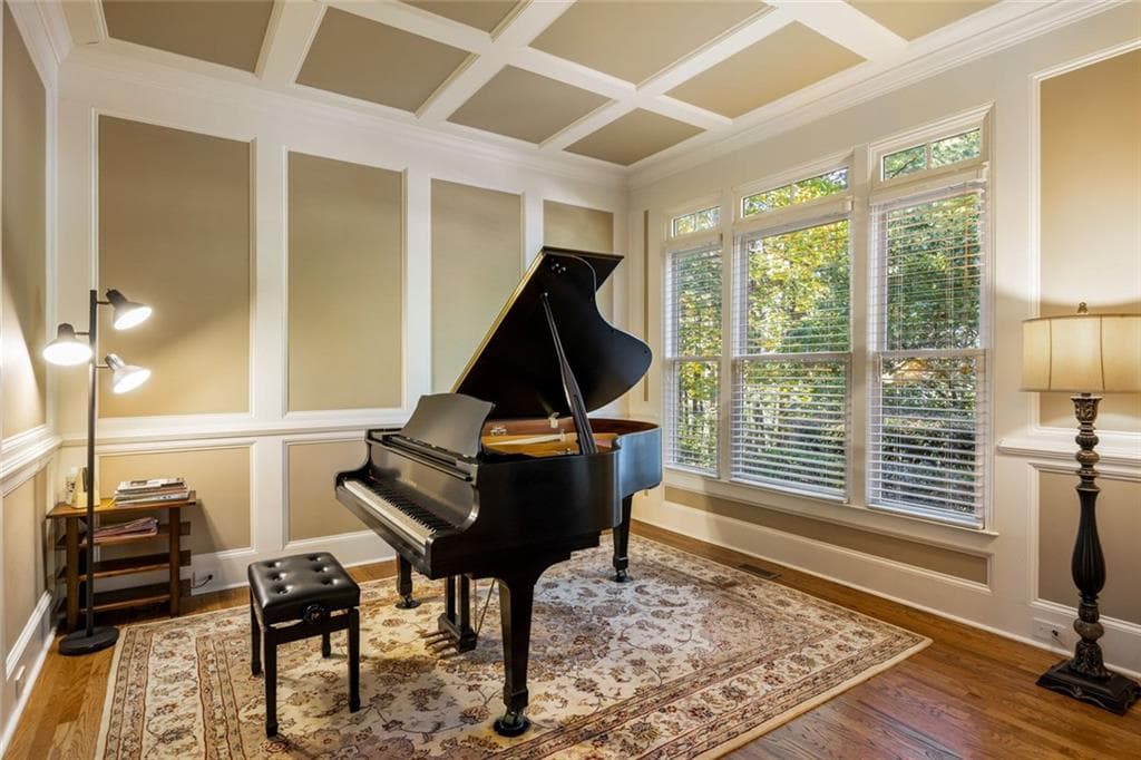 5 bedroom, 8 bathroom, 6,045 sq ft single family residence for sale at 5145 Aldeburgh Court, Suwanee, GA 30024 — photo 7