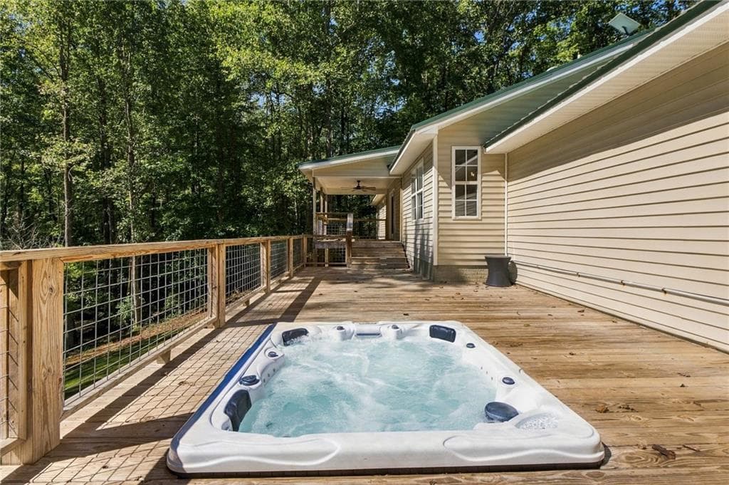 3 bedroom, 3 bathroom, 1,510 sq ft single family residence for sale at 154 Katy Lake Road, Jackson, GA 30233 — photo 3