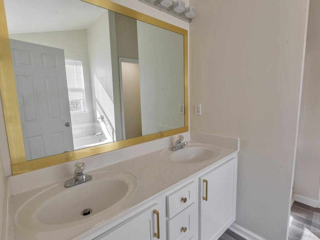 3 bedroom, 3 bathroom, 2,108 sq ft single family residence for rent at 5440 Bighorn Pass, Atlanta, GA 30349 for $2,100 a month — photo 6