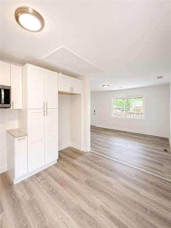 3 bedroom, 2 bathroom, 1,141 sq ft single family residence for sale at 132 Lamar Avenue, Atlanta, GA 30314 — photo 4