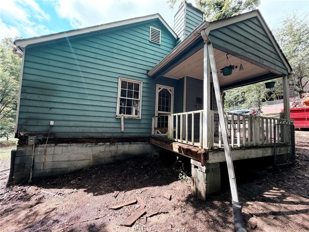 3 bedroom, 1 bathroom, 988 sq ft single family residence for sale at 215 Polk Avenue, Dallas, GA 30132 — photo 2