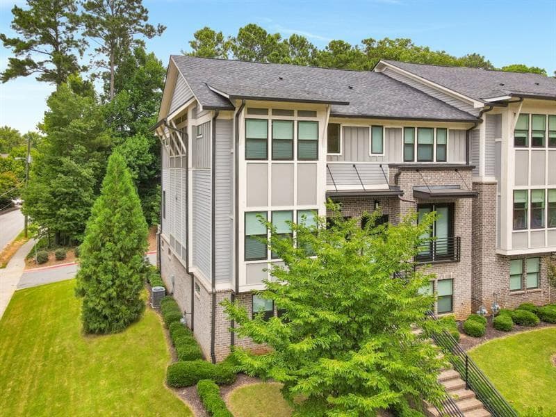 3 bedroom, 4 bathroom, 2,400 sq ft townhouse for rent at 3571 Blair Circle, Atlanta, GA 30319 for $5,990 a month — photo 1 of 29