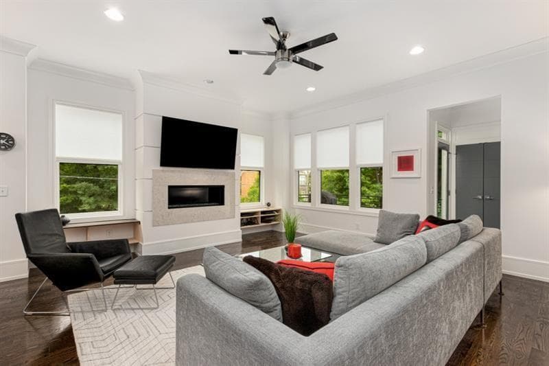 3 bedroom, 4 bathroom, 2,400 sq ft townhouse for rent at 3571 Blair Circle, Atlanta, GA 30319 for $5,990 a month — photo 5