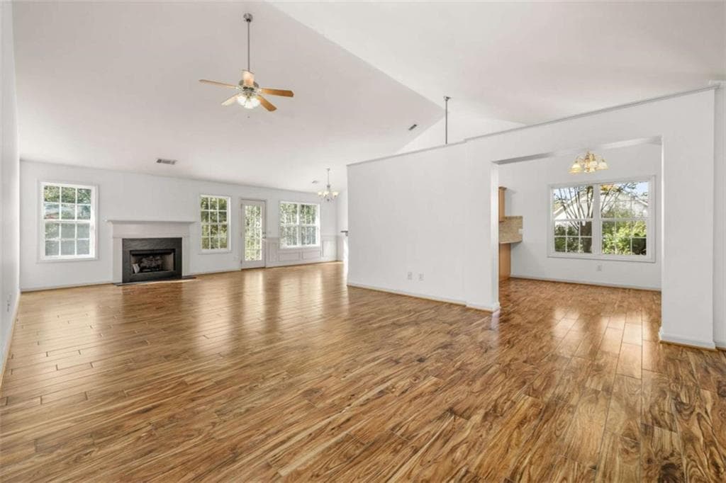 4 bedroom, 2 bathroom, 1,976 sq ft single family residence for sale at 123 Berry Hill Lane, Hoschton, GA 30548 — photo 5