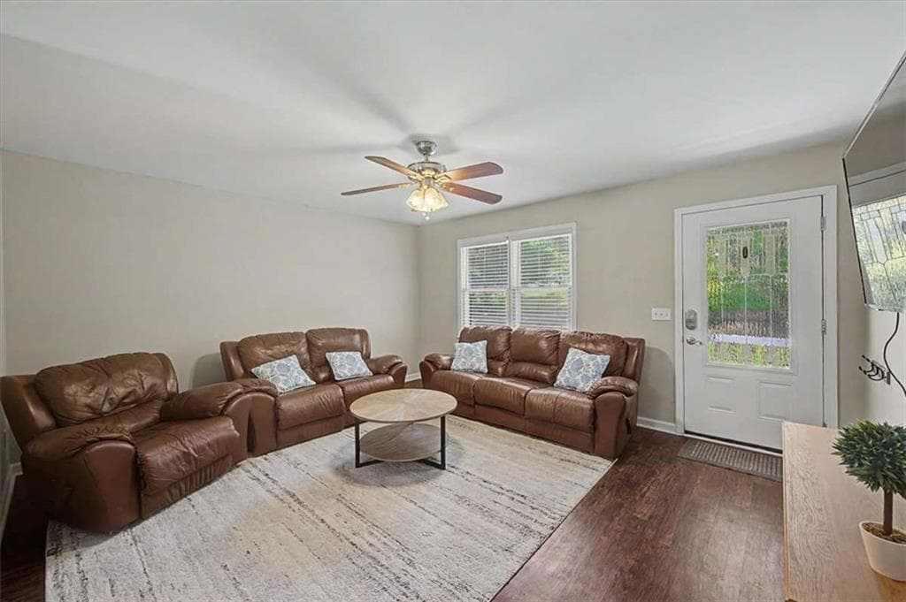 5 bedroom, 3 bathroom, 2,072 sq ft single family residence for sale at 558 Peeples Valley Road, Cartersville, GA 30121 — photo 7