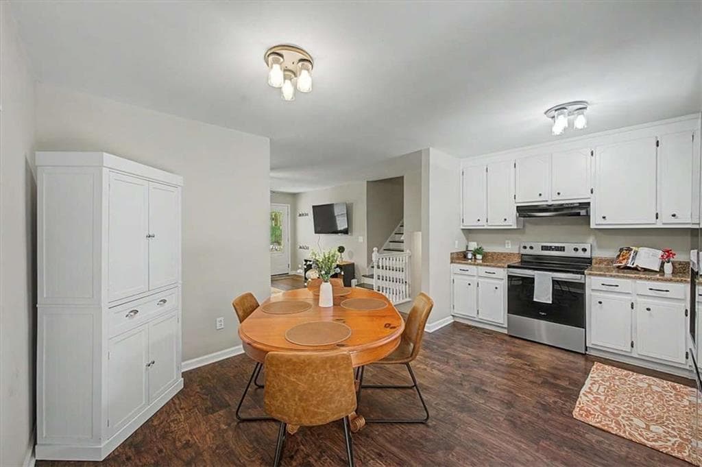 5 bedroom, 3 bathroom, 2,072 sq ft single family residence for sale at 558 Peeples Valley Road, Cartersville, GA 30121 — photo 10