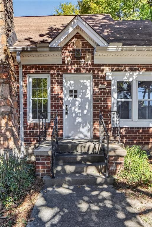 4 bedroom, 2 bathroom, 1,879 sq ft single family residence for sale at 50 Brookhaven Drive, Atlanta, GA 30319 — photo 6
