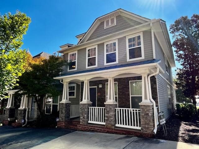 3 bedroom, 3 bathroom, 2,106 sq ft townhouse for rent at 220 16th Street, Atlanta, GA 30363 for $2,995 a month — photo 1 of 17