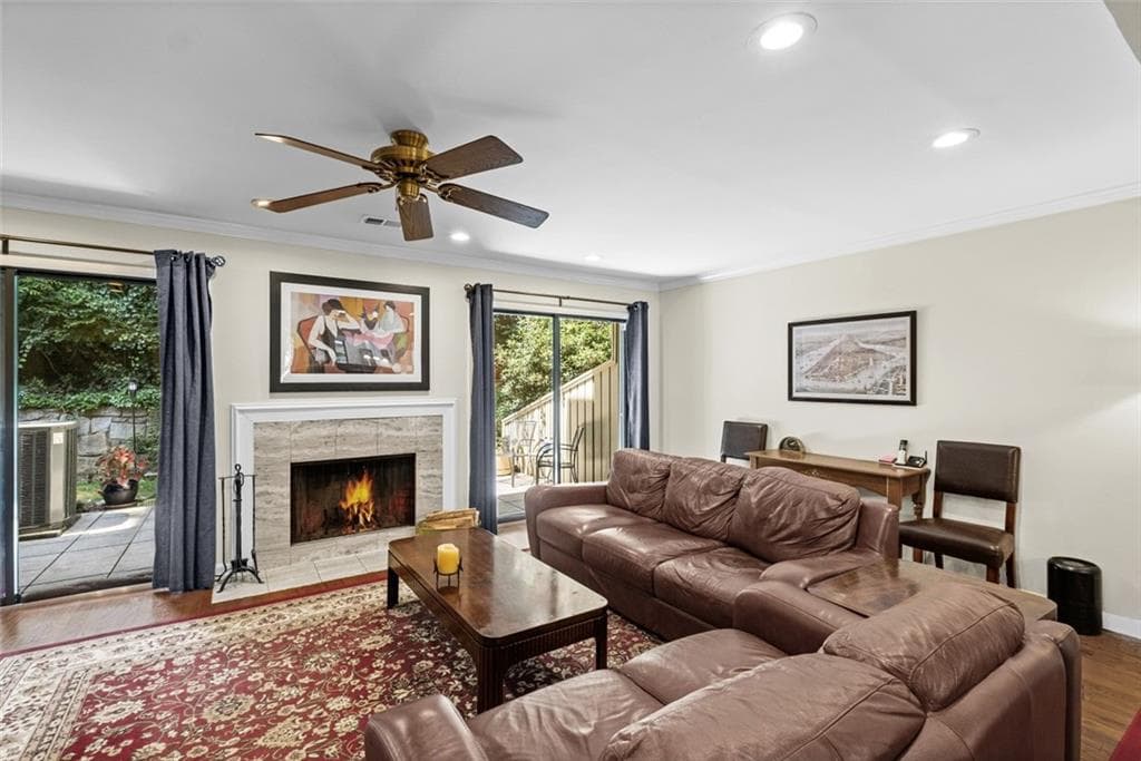 3 bedroom, 3 bathroom, 1,584 sq ft townhouse for sale at 1252 Druid Knoll Dr, Brookhaven, GA 30319 — photo 7