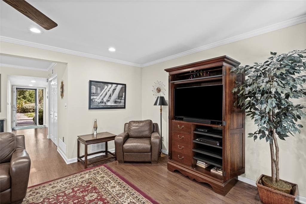 3 bedroom, 3 bathroom, 1,584 sq ft townhouse for sale at 1252 Druid Knoll Dr, Brookhaven, GA 30319 — photo 10
