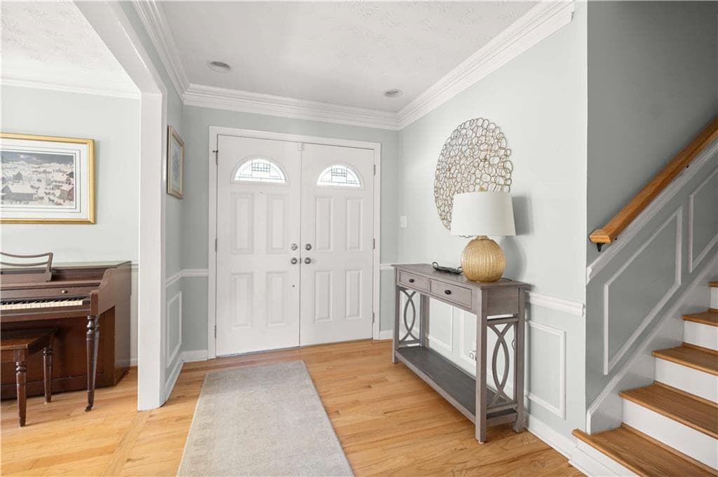4 bedroom, 3 bathroom, 2,519 sq ft single family residence under contract at 2191 Spring Mill Cove, Dunwoody, GA 30338 — photo 7
