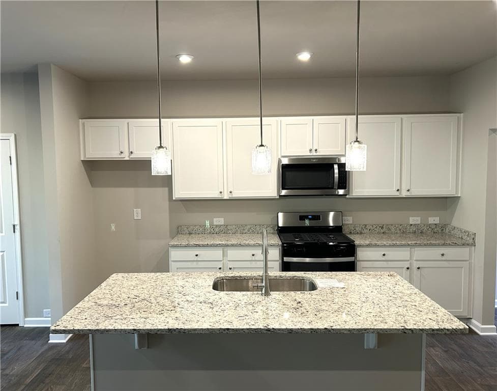 3 bedroom, 3 bathroom, 1,933 sq ft townhouse for sale at 1223 Park Center Circle, Mableton, GA 30168 — photo 2