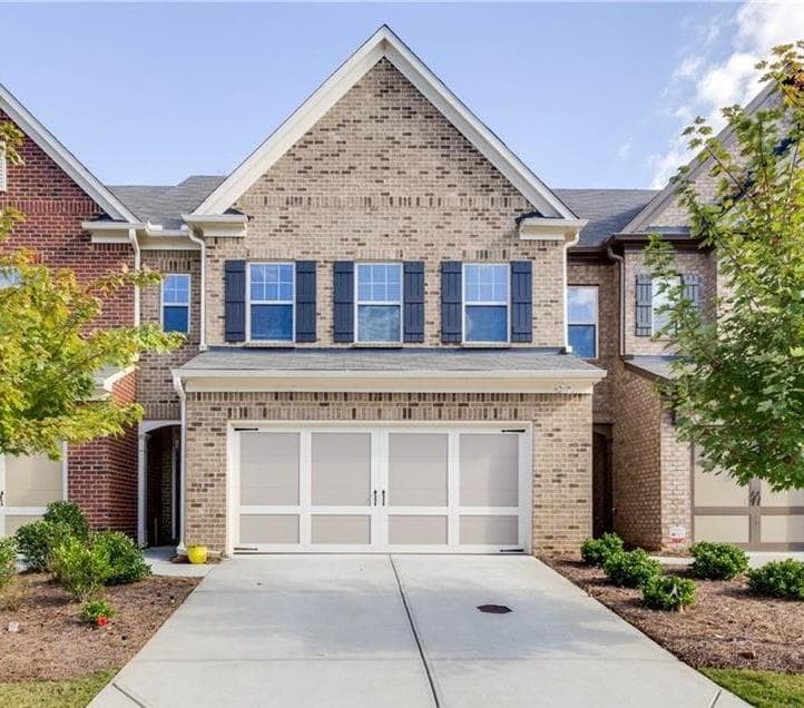 3 bedroom, 3 bathroom, 1,873 sq ft townhouse for sale at 6110 Shiloh Woods Drive, Cumming, GA 30040 — photo 1 of 16