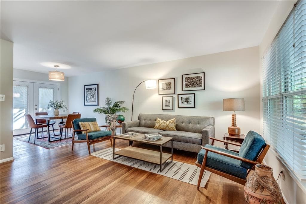 3 bedroom, 2 bathroom, 2,000 sq ft single family residence for sale at 1275 Sparrow Lane, Decatur, GA 30033 — photo 5