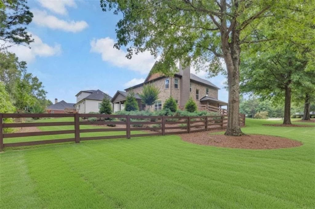 5 bedroom, 3 bathroom, 3,198 sq ft single family residence for sale at 170 Rose Creek Drive, Covington, GA 30014 — photo 2