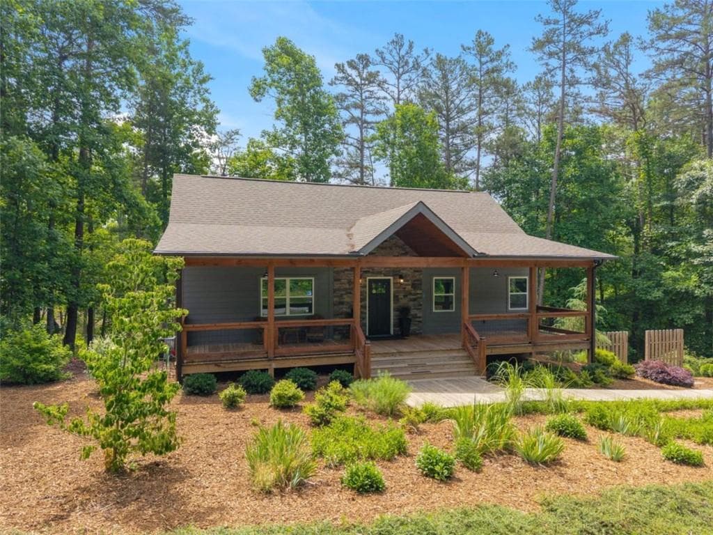 3 bedroom, 3 bathroom, 2,464 sq ft single family residence for sale at 531 Sowers Road, Blue Ridge, GA 30513