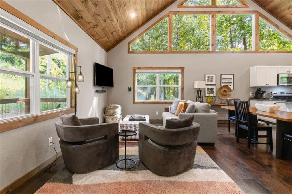 3 bedroom, 3 bathroom, 2,464 sq ft single family residence for sale at 531 Sowers Road, Blue Ridge, GA 30513 — photo 7