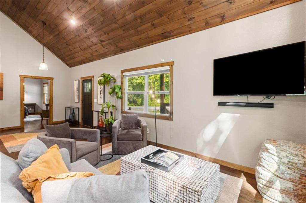 3 bedroom, 3 bathroom, 2,464 sq ft single family residence for sale at 531 Sowers Road, Blue Ridge, GA 30513 — photo 10