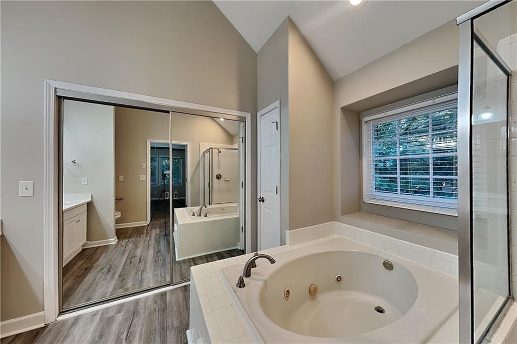 4 bedroom, 3 bathroom, 2,159 sq ft single family residence for rent at 7203 Meadow Gate Way, Woodstock, GA 30189 for $2,450 a month — photo 10
