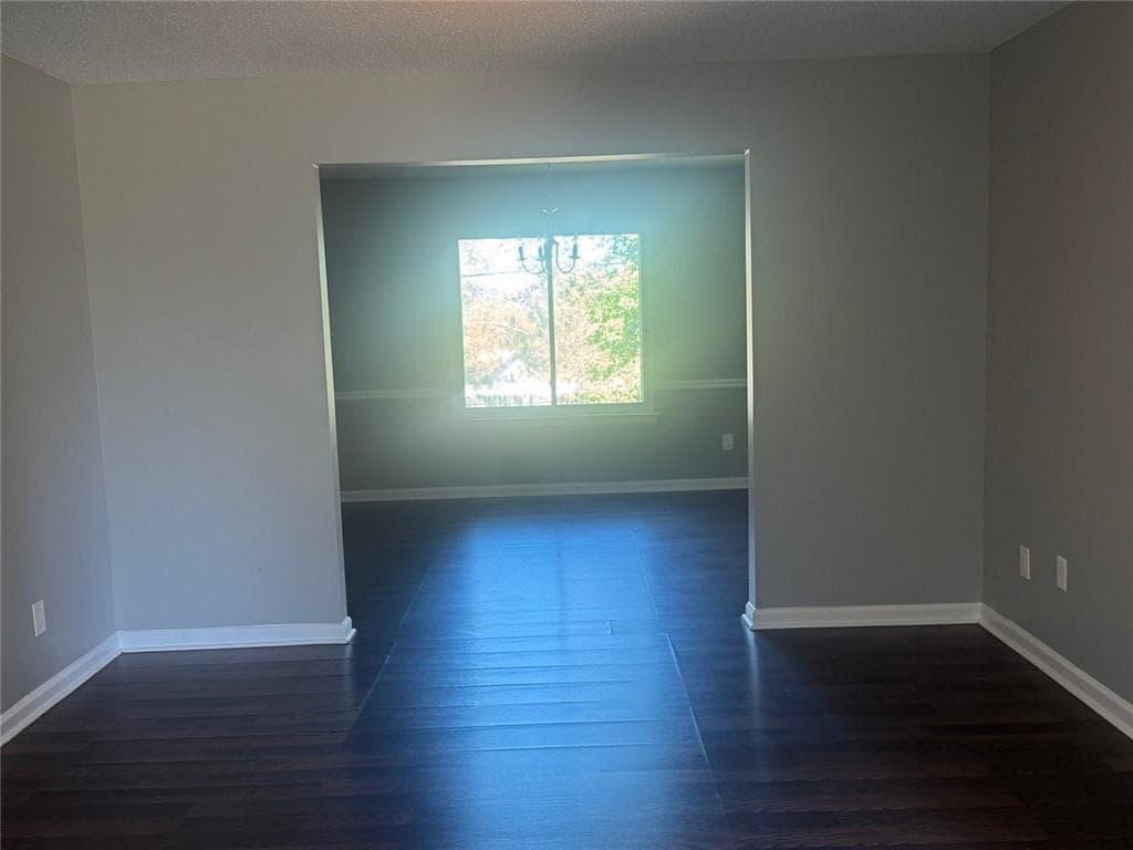 4 bedroom, 3 bathroom, 2,362 sq ft single family residence for sale at 1026 Misty Meadows Point, Hampton, GA 30228 — photo 5