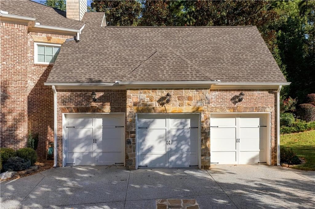 5 bedroom, 6 bathroom, 6,715 sq ft single family residence for sale at 3788 Baccurate Place, Marietta, GA 30062 — photo 2