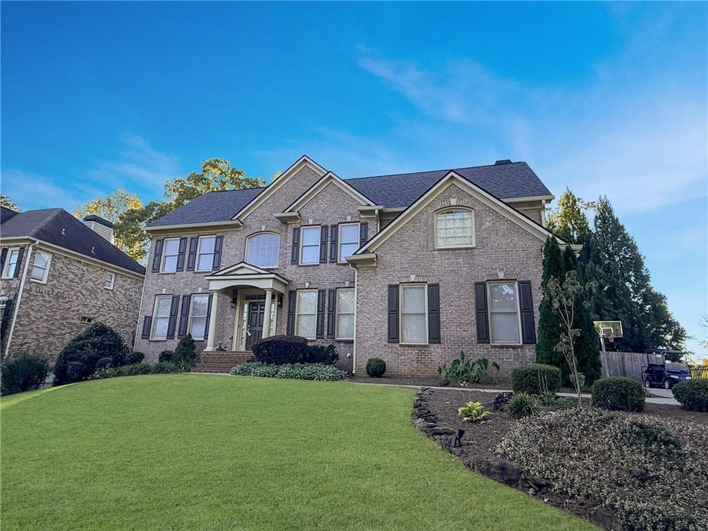 5 bedroom, 5 bathroom, 5,631 sq ft single family residence for rent at 5910 Westcroft Lane, Cumming, GA 30040 for $5,000 a month — photo 2