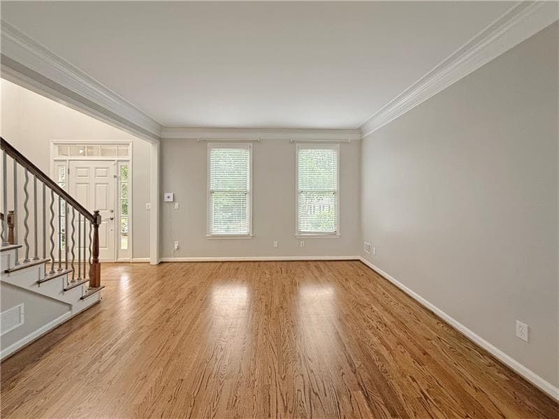 5 bedroom, 5 bathroom, 5,631 sq ft single family residence for rent at 5910 Westcroft Lane, Cumming, GA 30040 for $5,000 a month — photo 6