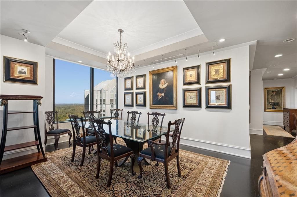 2 bedroom, 3 bathroom, 2,226 sq ft condominium for sale at 2828 Peachtree Road 2403, Atlanta, GA 30305 — photo 8